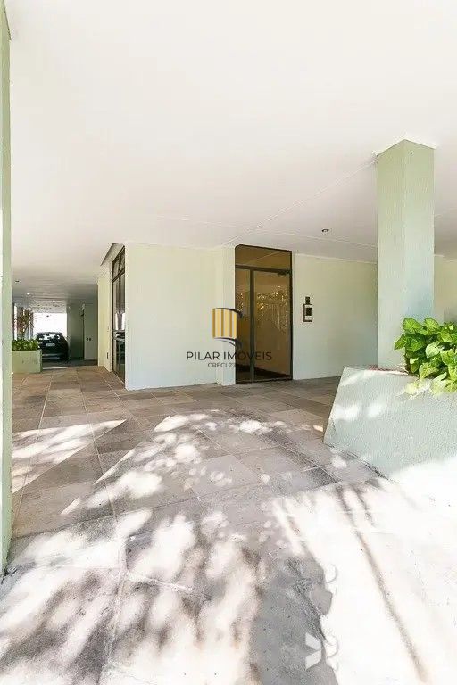 Apartamento 02 dormitórios com garagem convencionada 