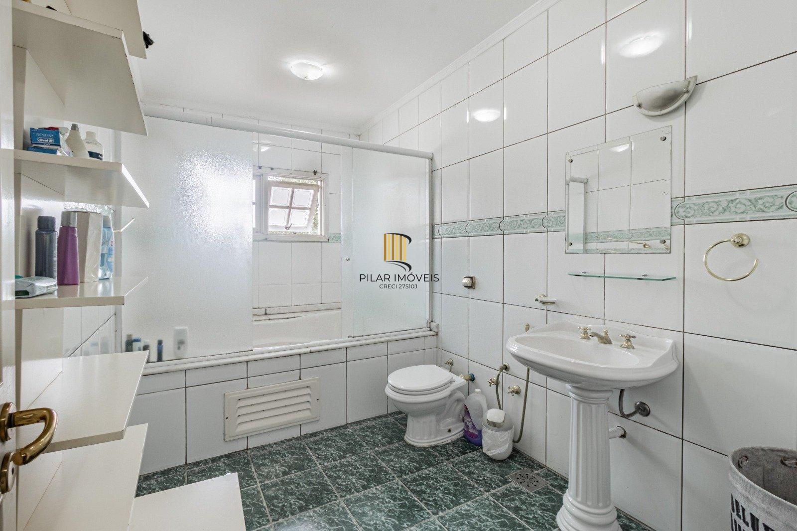 Casa 4 dormitórios no Jardim Planalto