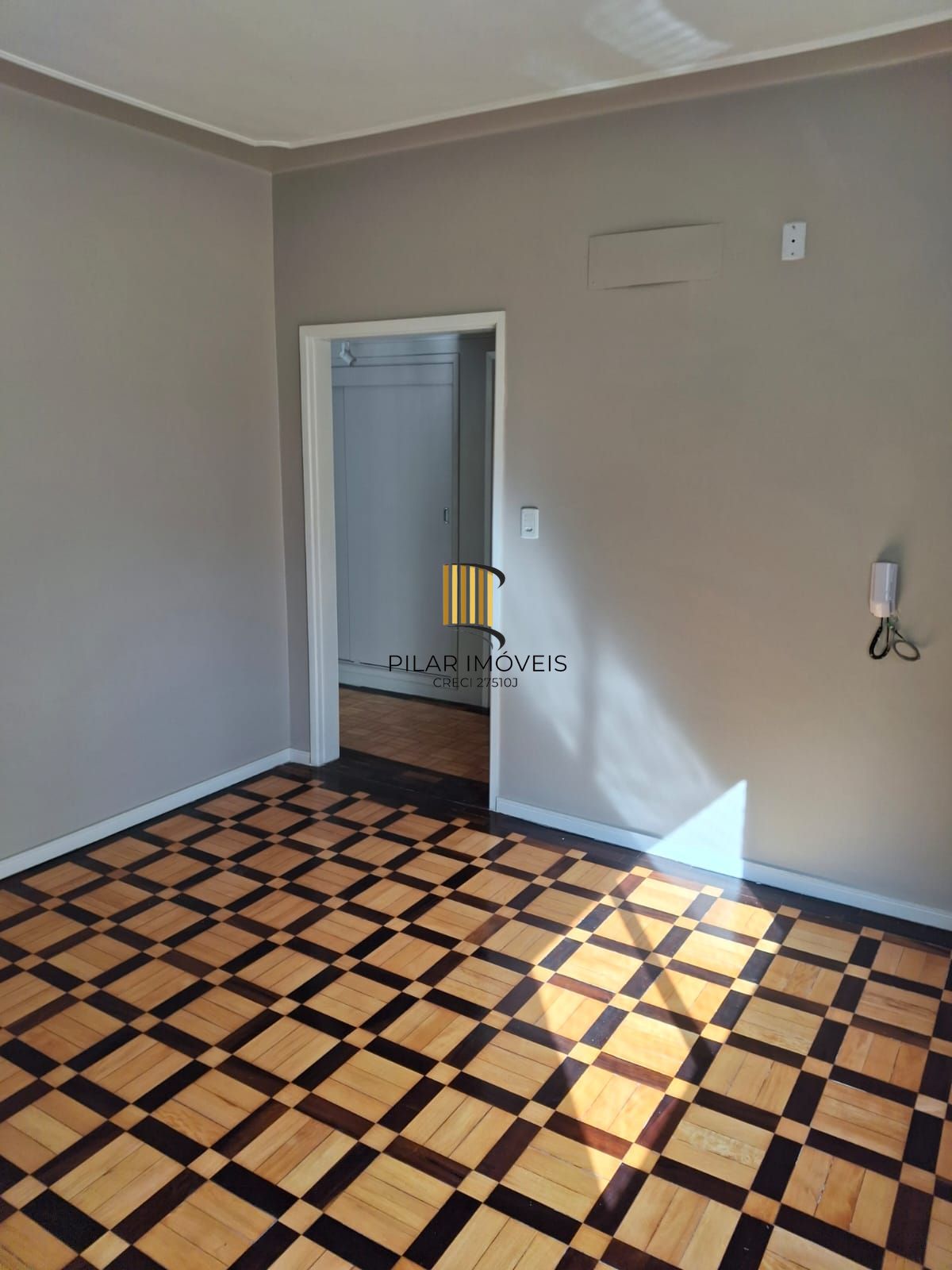 Apartamento com 03 dormiórios com bairro santana sem garagem