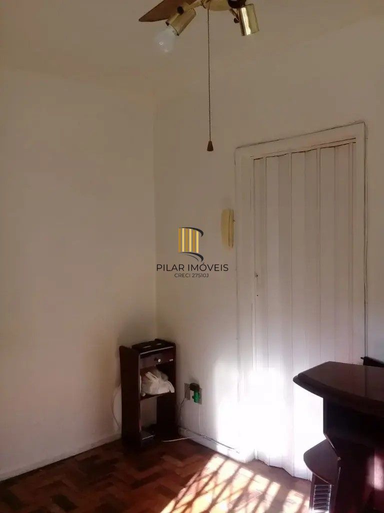 Apartamento com 03 dormitórios  com vaga