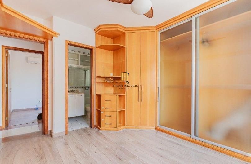 Apartamento com 03 dormitórios , 01 suíte e 02 vagas de garagem