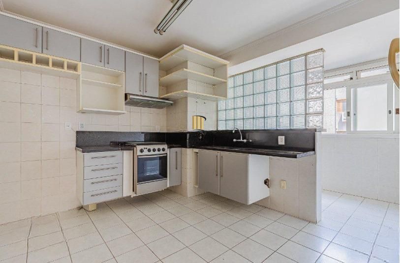 Apartamento com 03 dormitórios , 01 suíte e 02 vagas de garagem