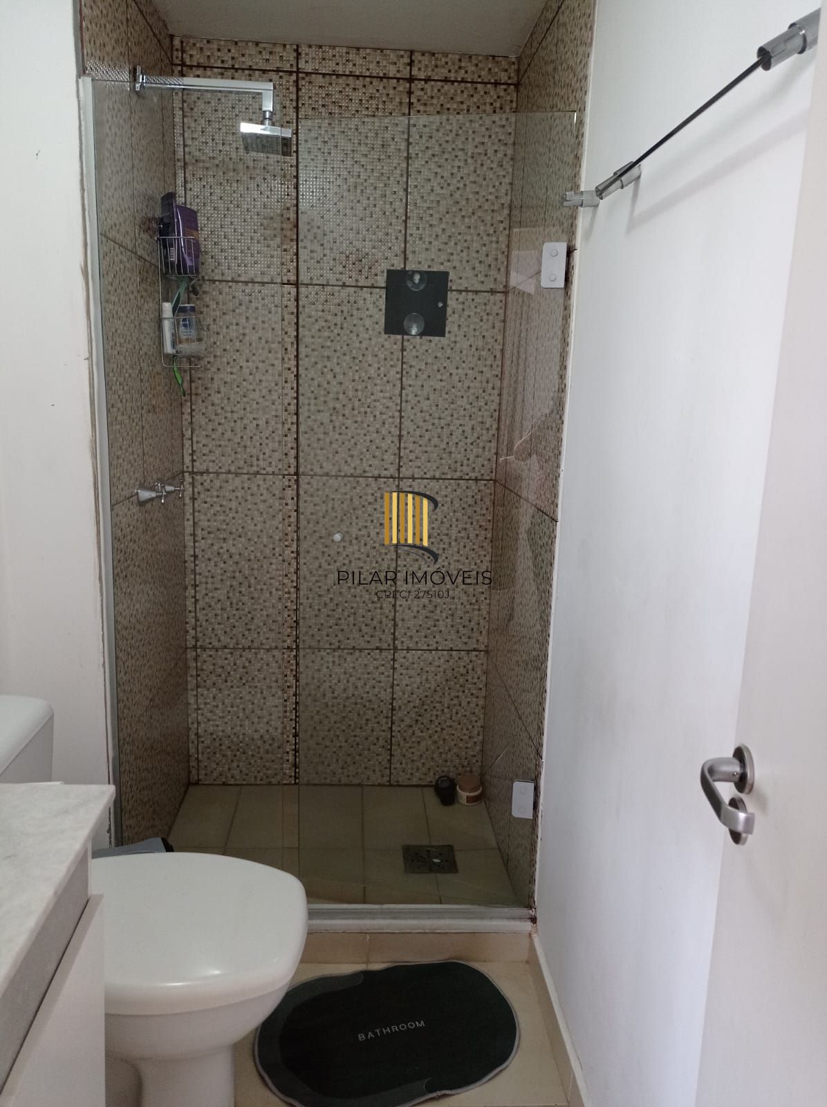 Apartamento com 03 dormitórios sendo 01 suíte com 01 vaga de garagem