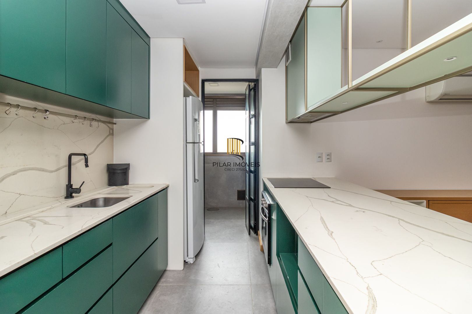 Apartamento 2 dormitórios  2 vagas Santa Cecília