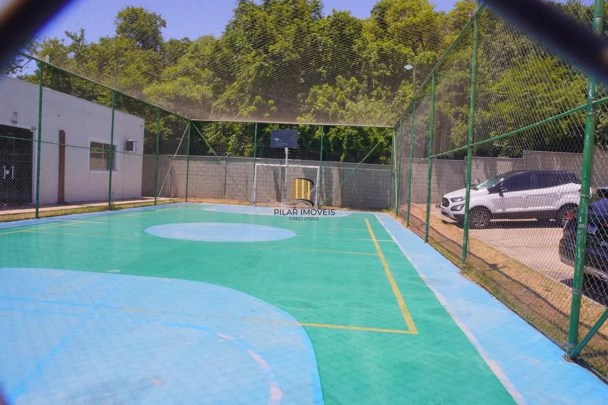 Apartamento com 02 dormitórios e  vaga escriturada