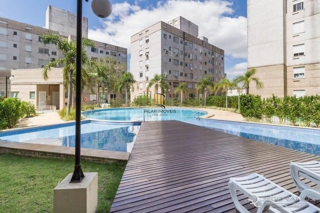 Apartamento 02 dormitórios com garagem escriturada no Bairro Ipanema