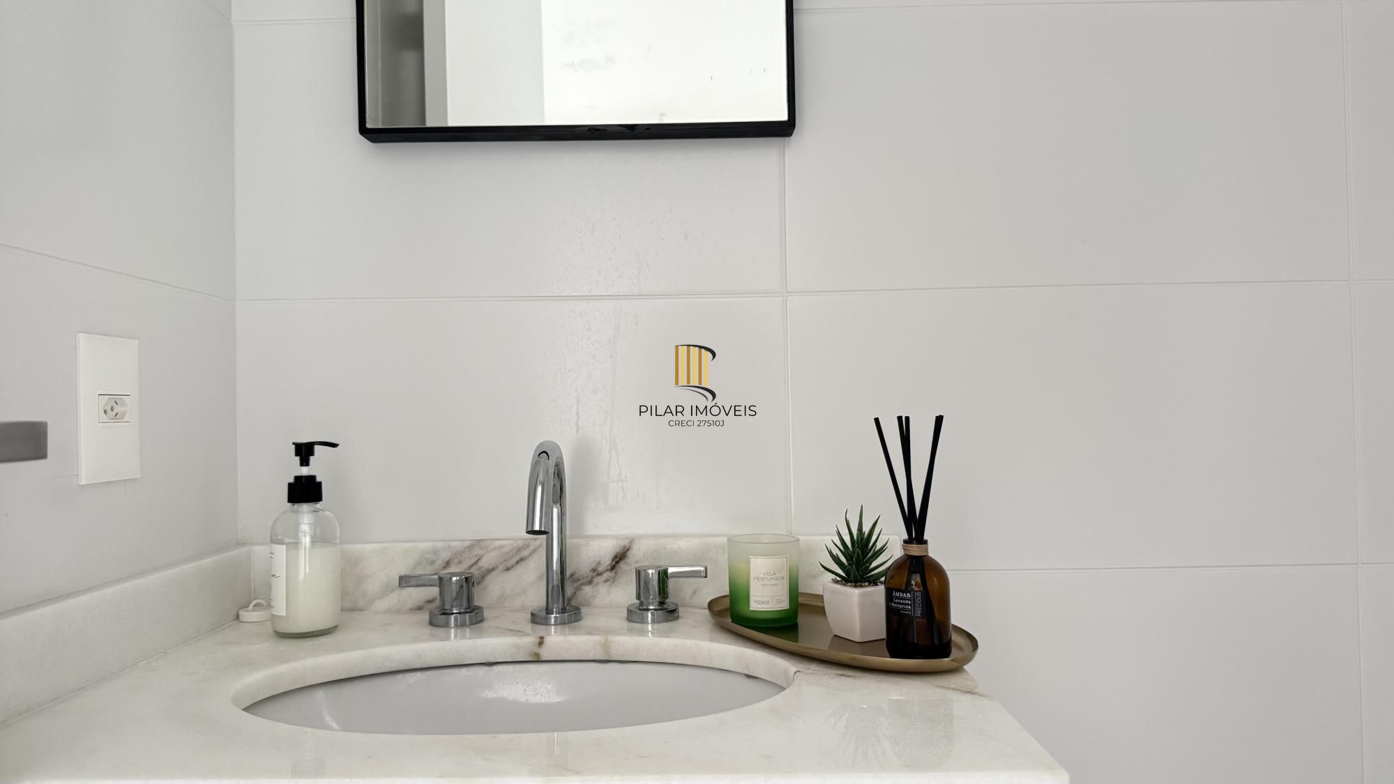 Apartamento duplex  em andar alto com 01 vaga de garagem escriturada