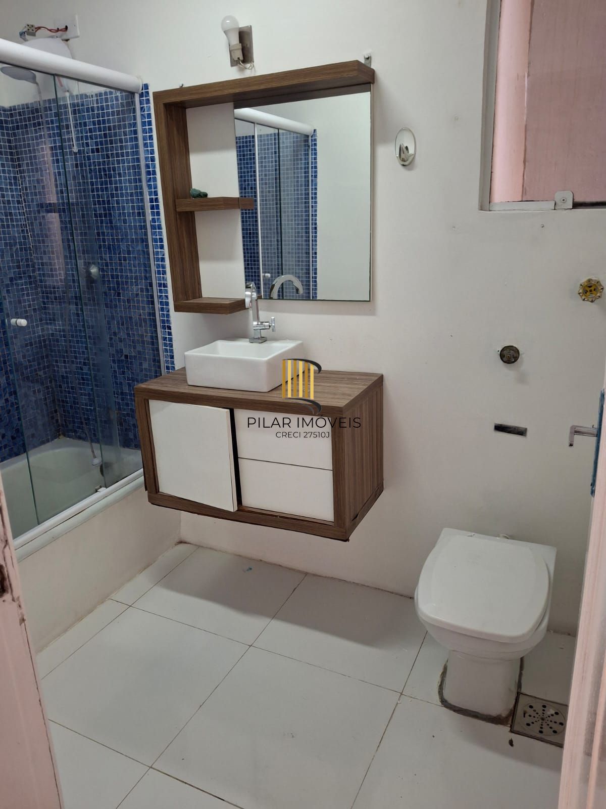 Apartamento com 03 dormiórios com bairro santana sem garagem