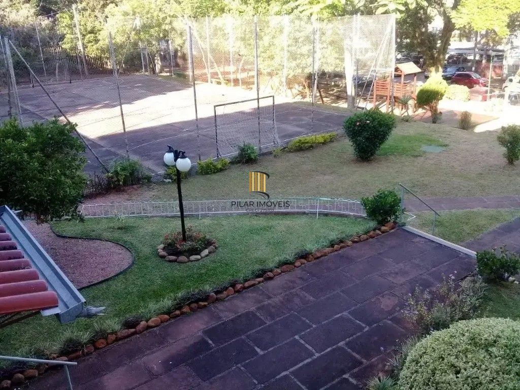 Apartamento com 03 dormitórios  com vaga