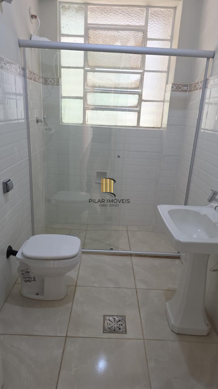 Apartamento 02 dormitórios sem garagem no bairro independência em porto alegre