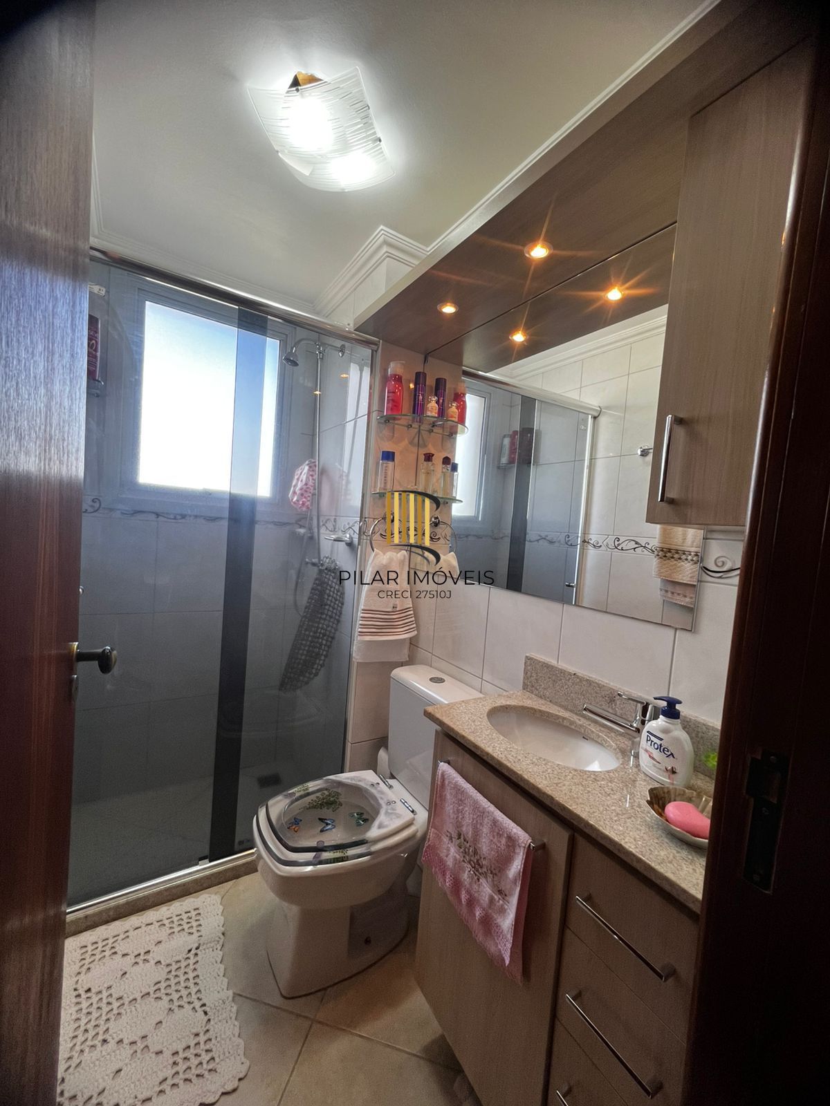 Apartamento 2 dormitórios na Bom Jesus