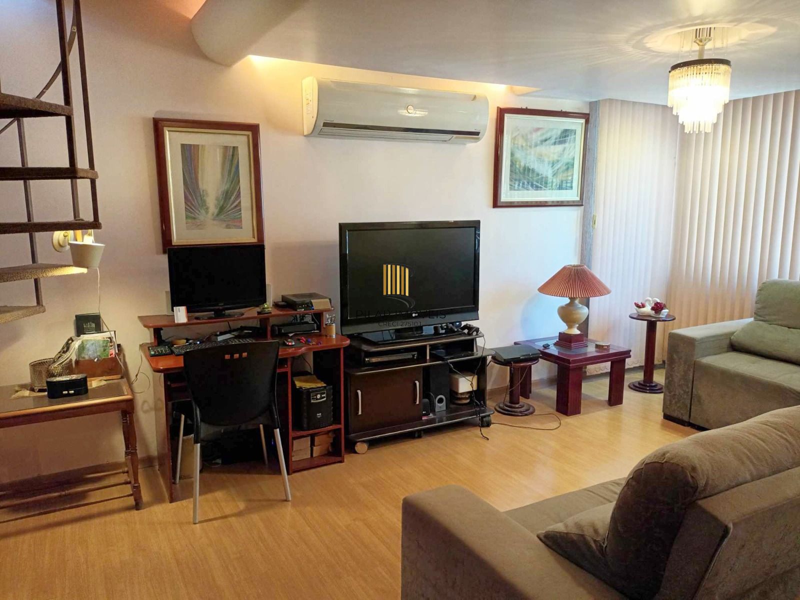 Cobertura duplex 192 m2 área privativa e 02 vagas de garagem