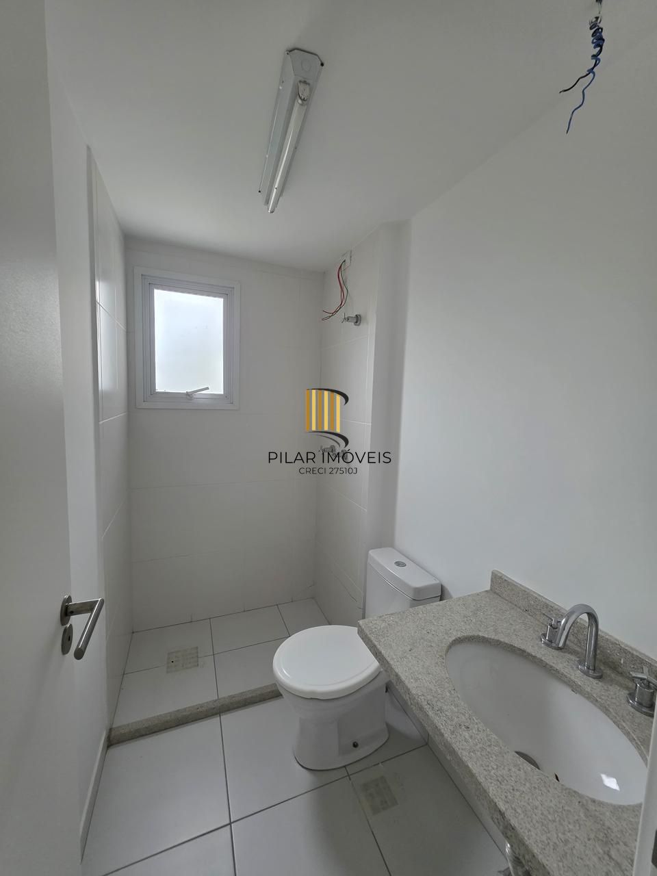 Apartamento novo com 03 dormitórios , 02 vagas de garagem dupla escriturada  com 01 suíte