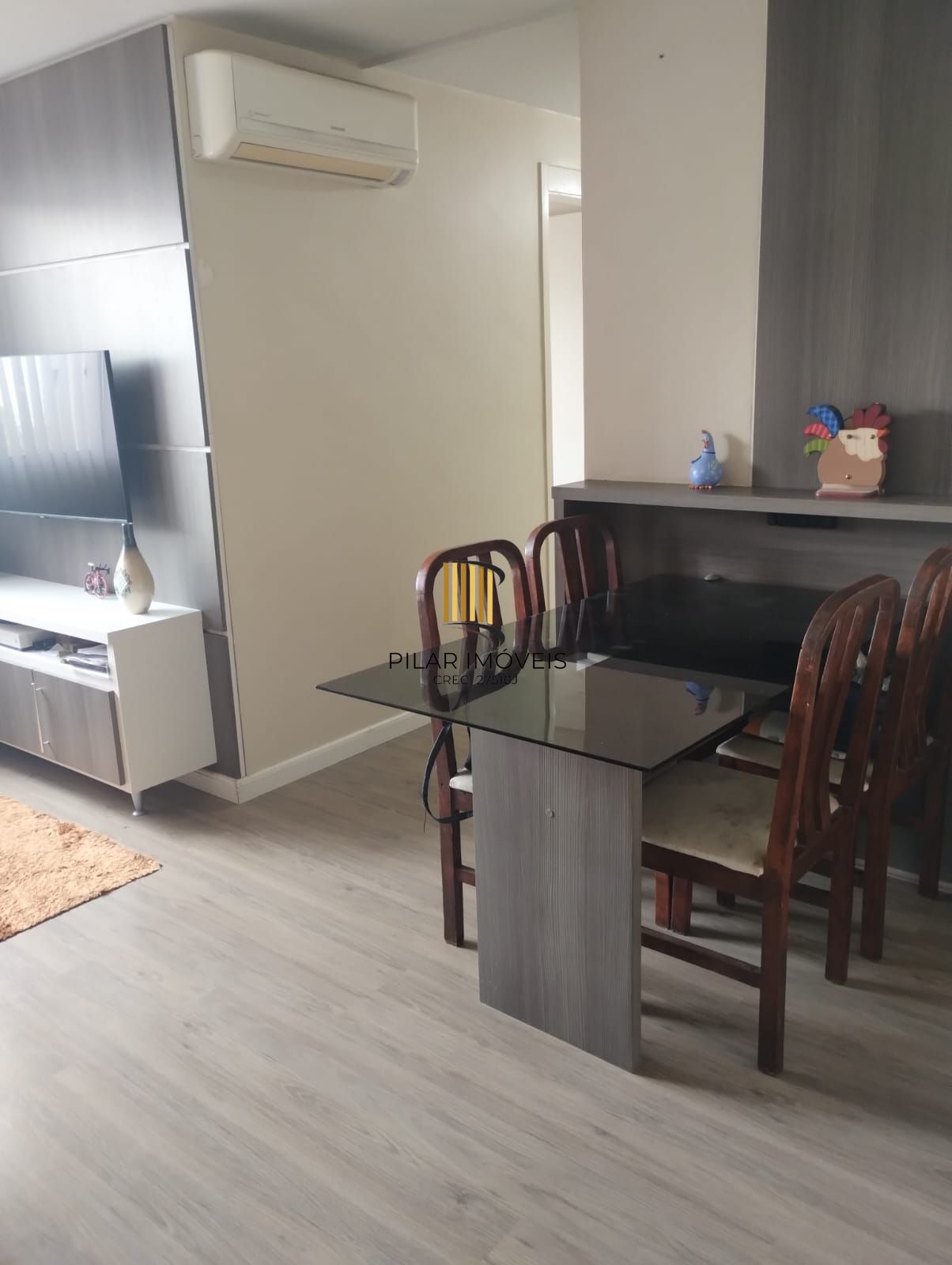 Apartamento 02 dormitórios com vaga no Bairro Sarandi