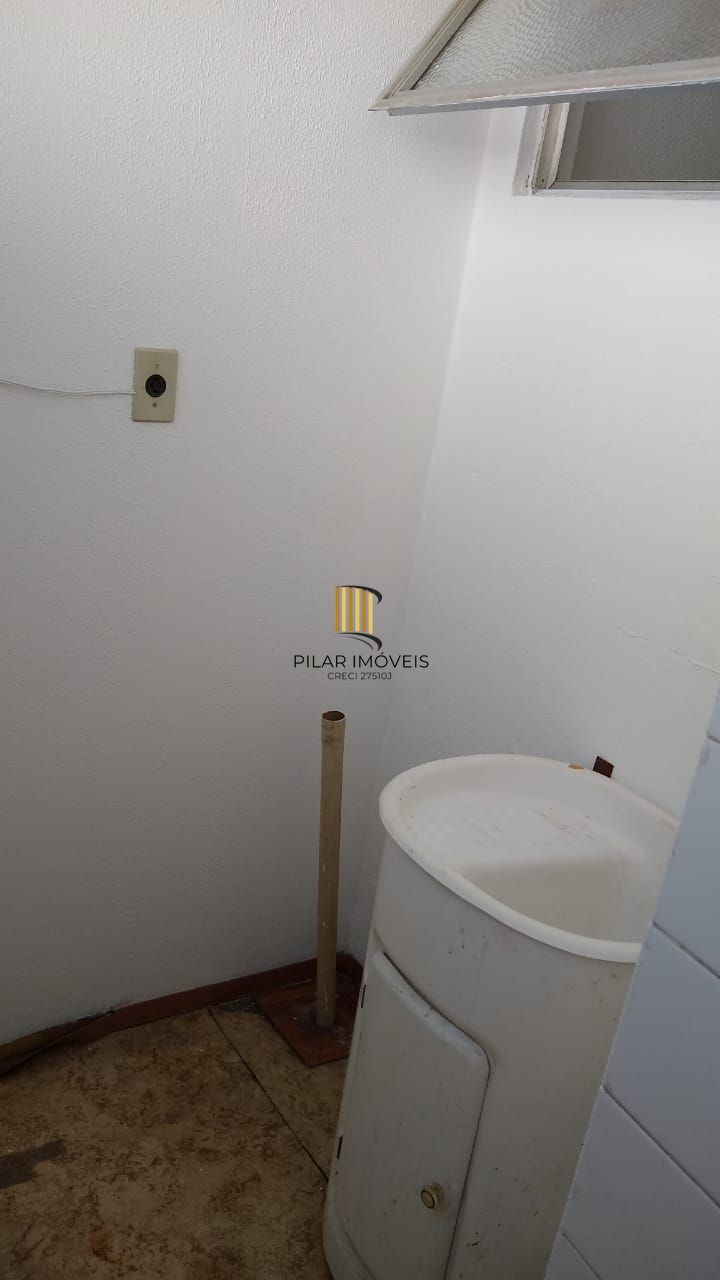 Apartamento 02 dormitórios com 01 vaga de garagem