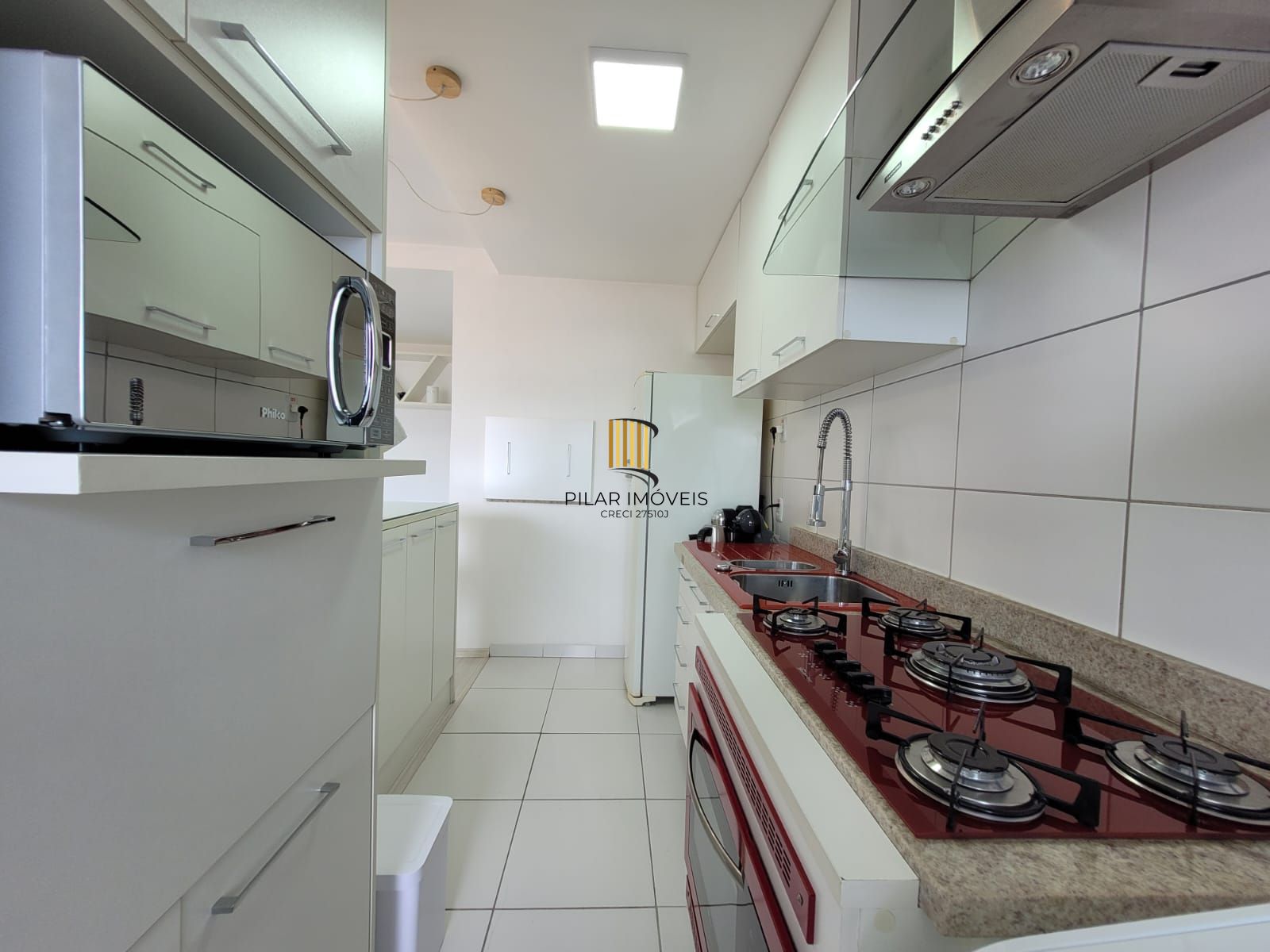 Apartamento mobiliado no Rossi Fiateci 2 dormitórios e suíte