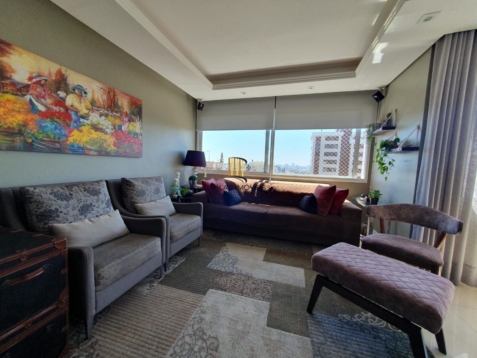 Apartamento mobiliado com 03 dormiórios, transformado em 02 e 02 vagas de garagem