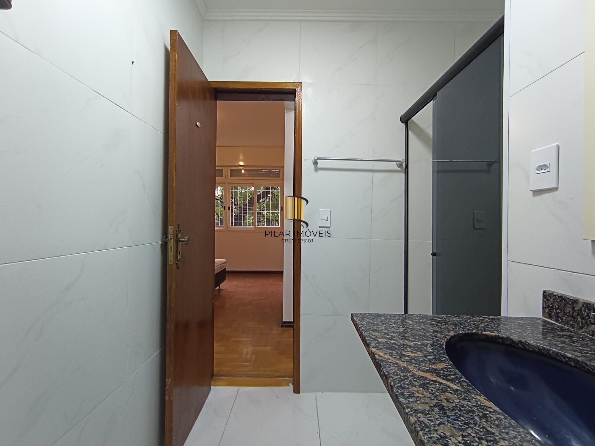 Apartamento 03 dormitórios com suite, garagem escriturada
