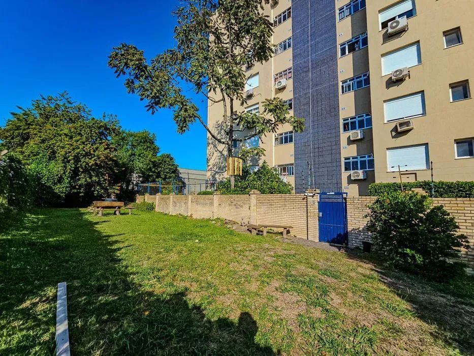 Apartamento 2 dormitórios na Bom Jesus