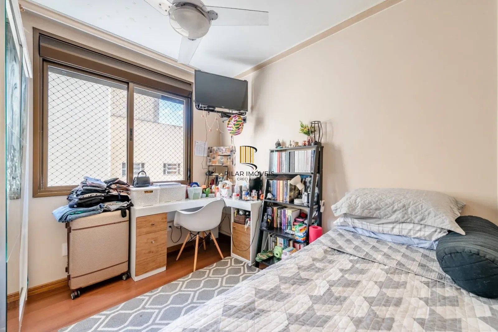 Apartamento 3 dormitórios, 2 vagas 109m² próximo ao Pastor Domhs e Sogipa