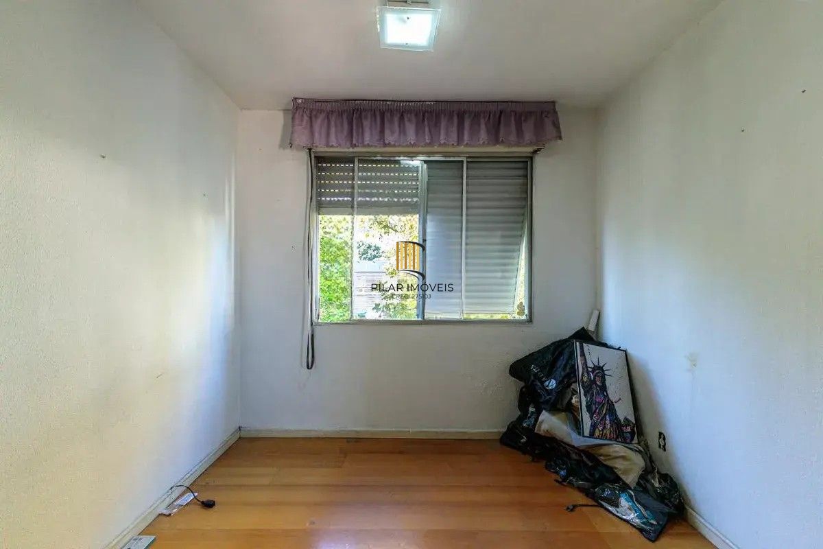 Apartamento 2 dormitórios e vaga rotativa na Protásio Alves