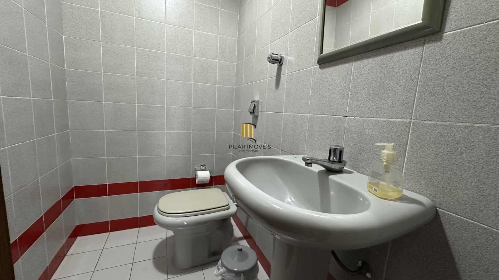 Sala comercial próximo ao hospital HPS e UFRGS