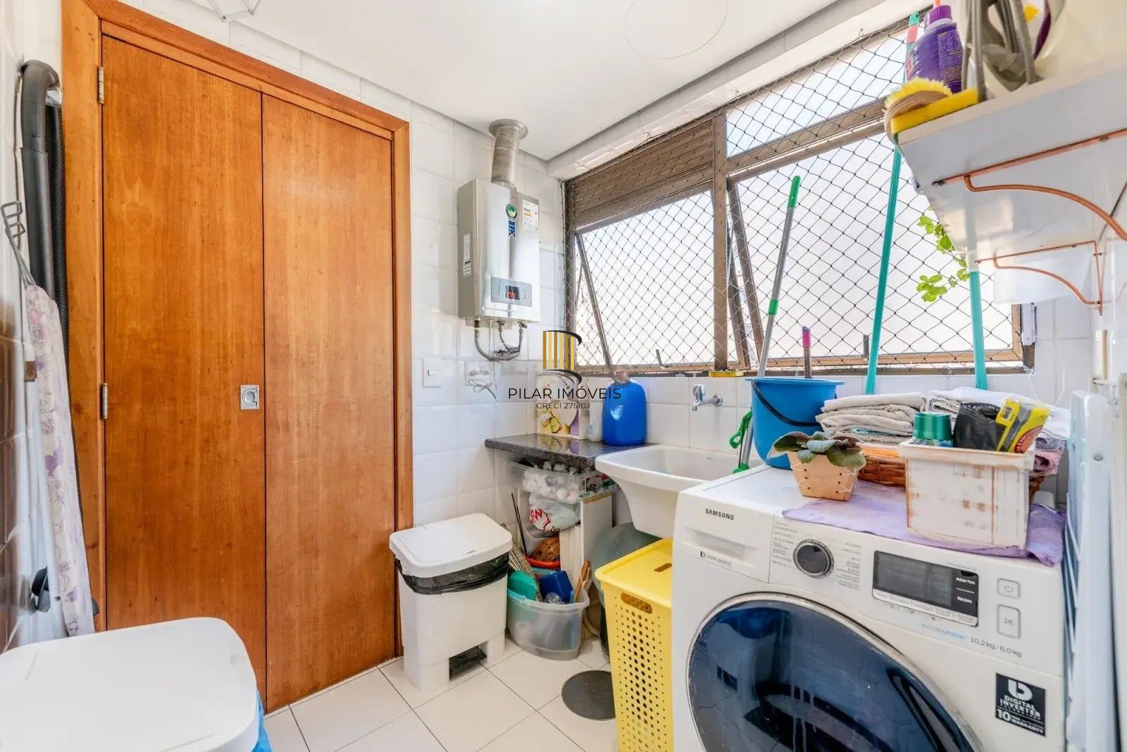 Apartamento 3 dormitórios, 2 vagas 109m² próximo ao Pastor Domhs e Sogipa