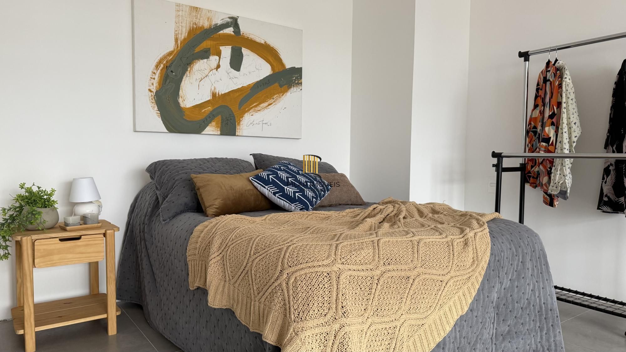 Apartamento duplex  em andar alto com 01 vaga de garagem escriturada