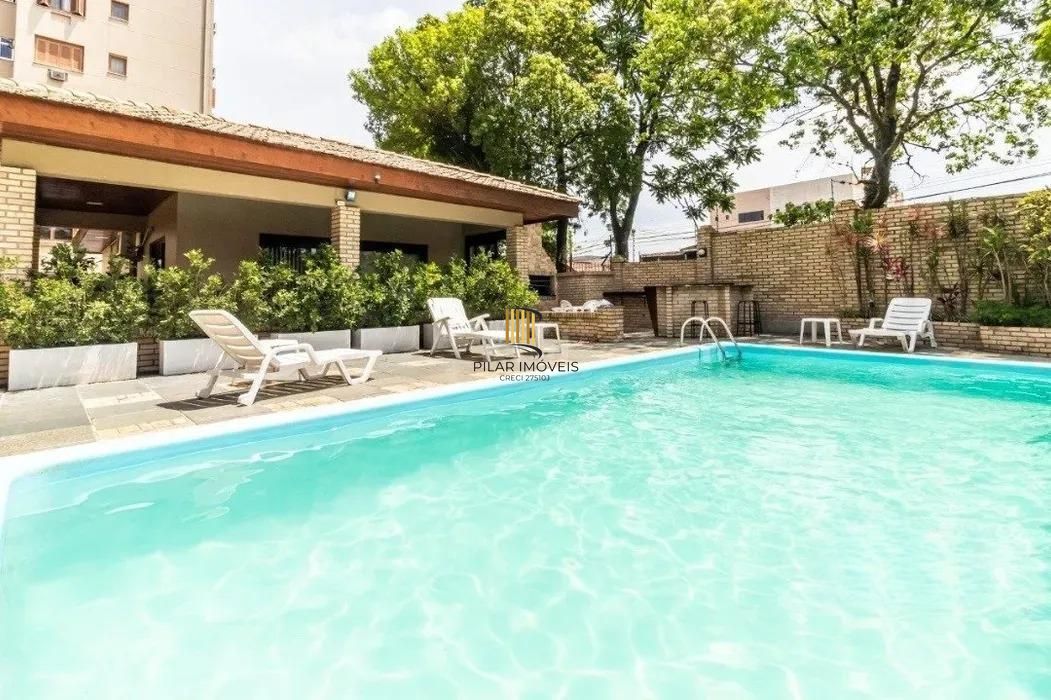 Apartamento 2 dormitórios na Bom Jesus