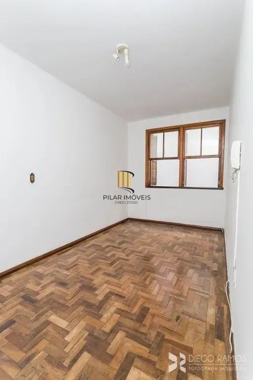 Apartamento 02 dormitórios térreo no Bairro Rio Branco