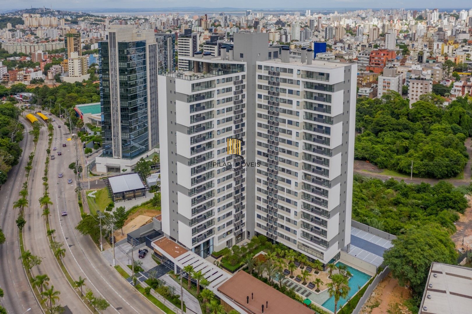 FLOAT RESIDENCES