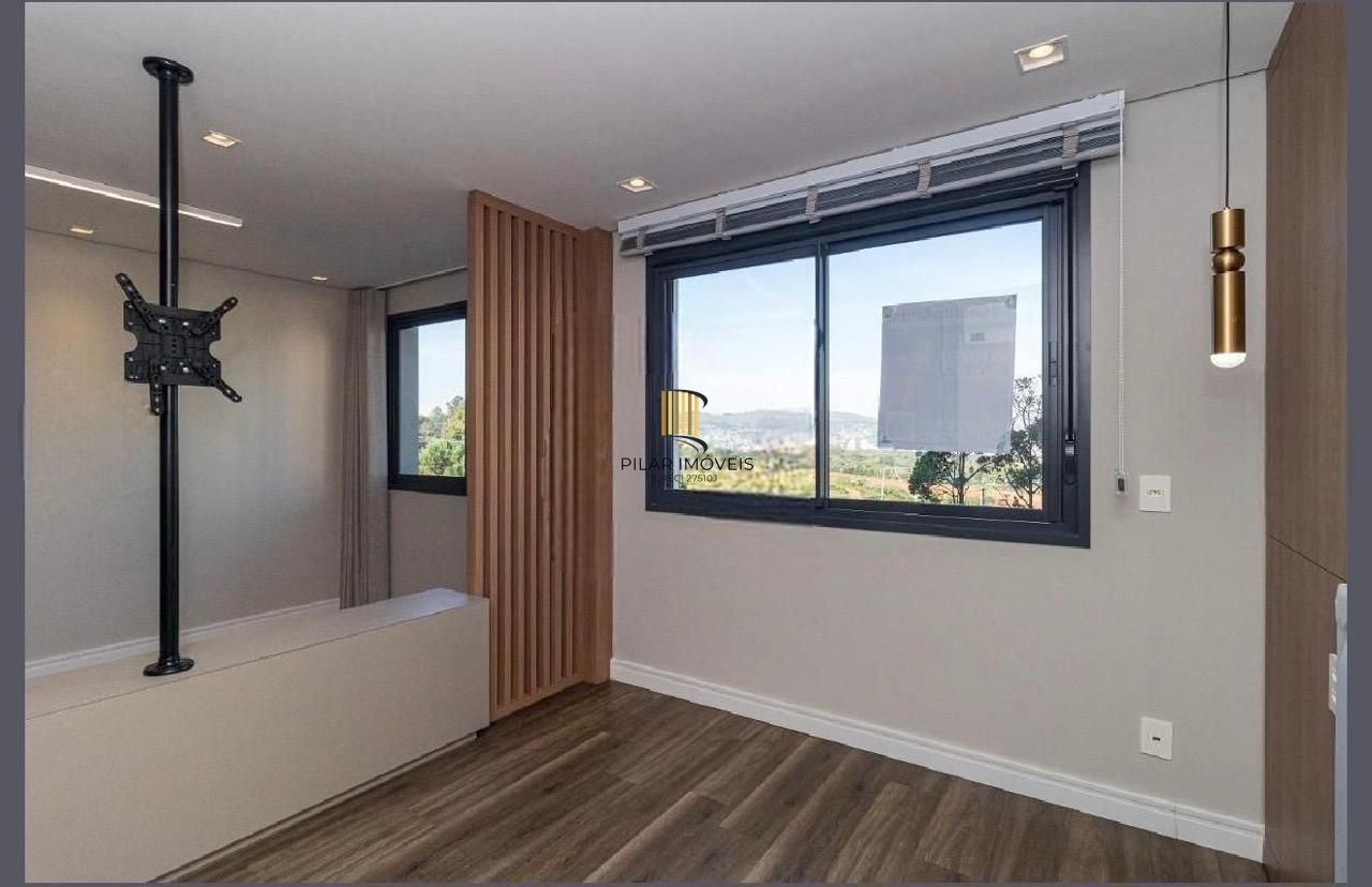 FLOAT RESIDENCES