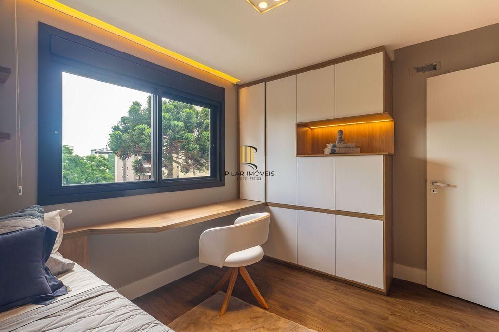 Apartamento com 03 suítes, 02 vagas de garagens individuais e escrituradas