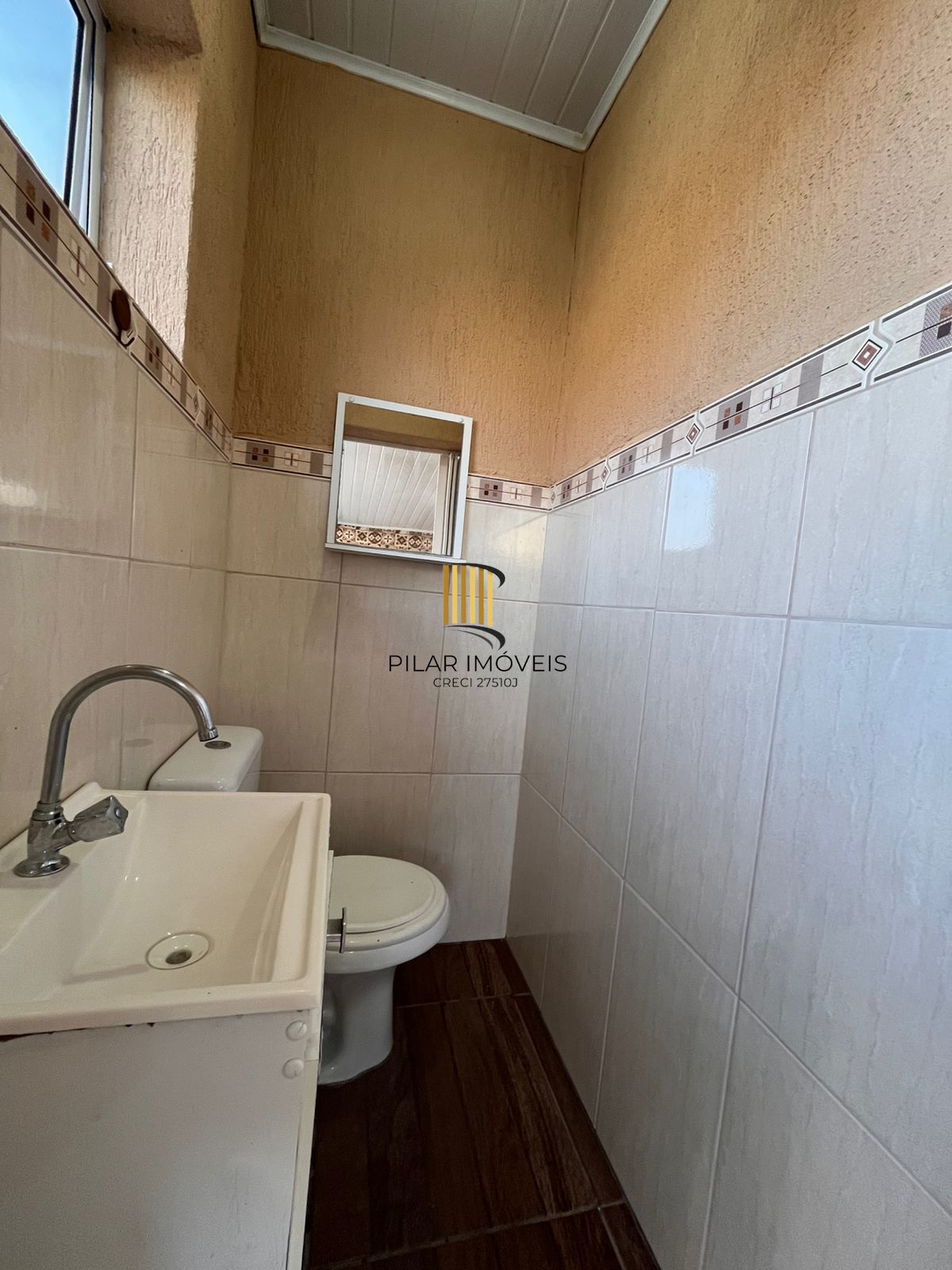 Excelente casa no Bairro Mário Quintana