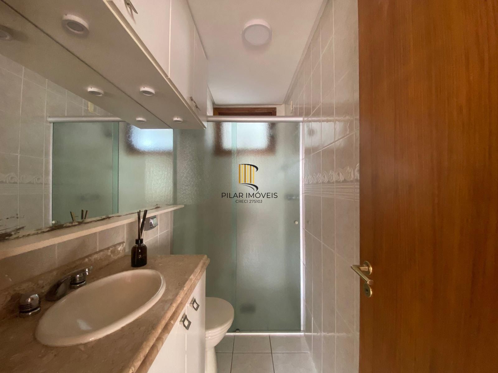 Apartamento com 03 dormitórios , 01 suíte e 02 vagas de garagem