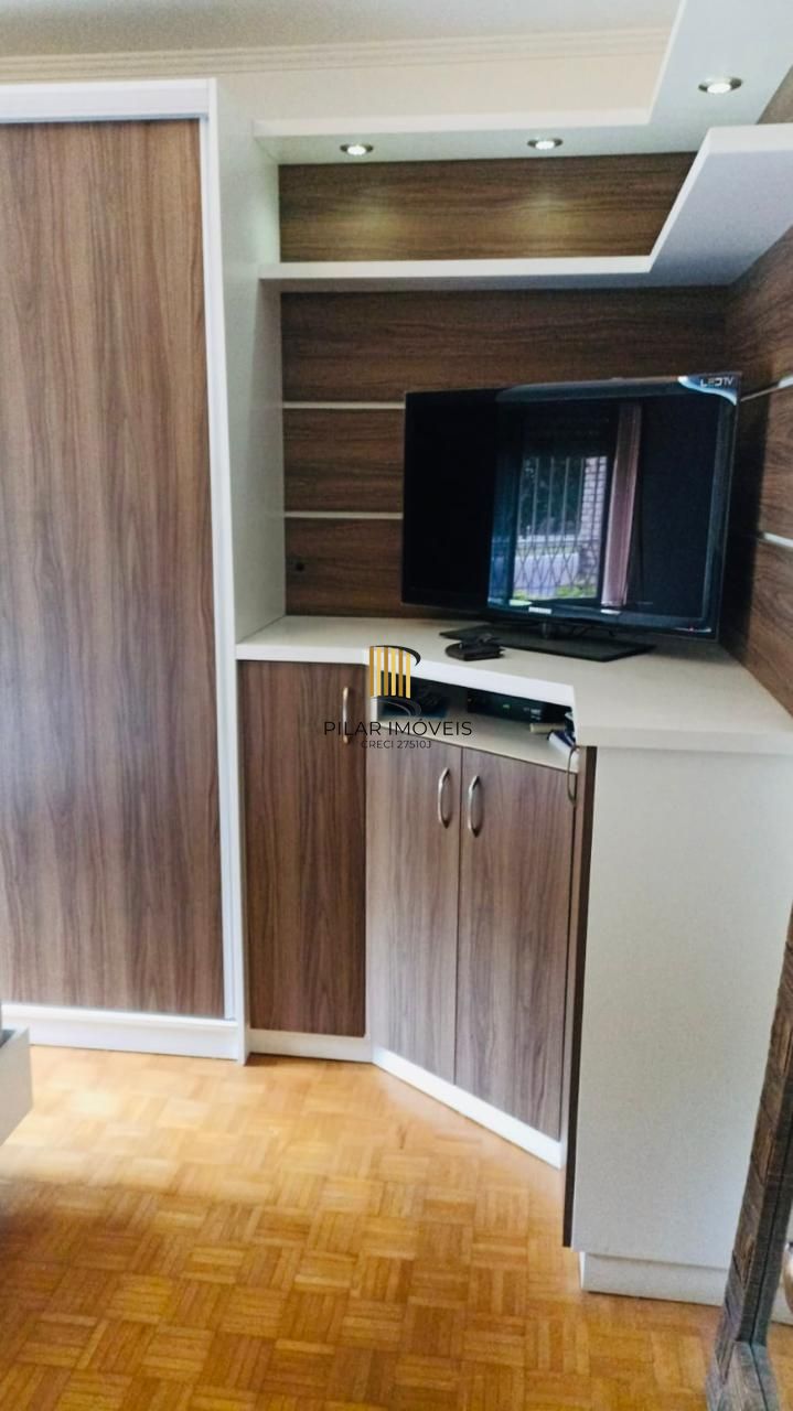 Apartamento  02 dormitórios e garagem