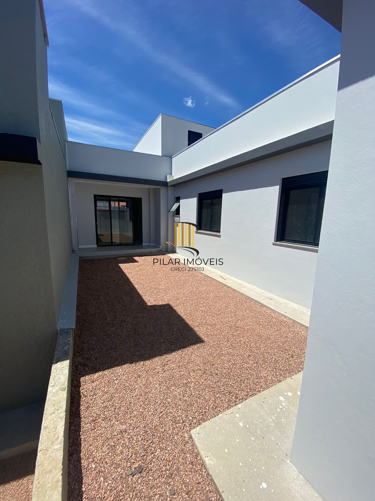 Casa térrea 3 dormitórios 1 suíte com 2 vagas à venda no VIVARE