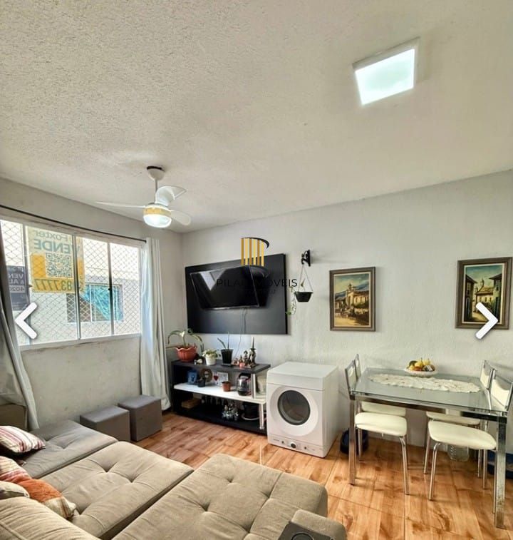 Apartamento com 02 dormitórios e com garagem por convenção