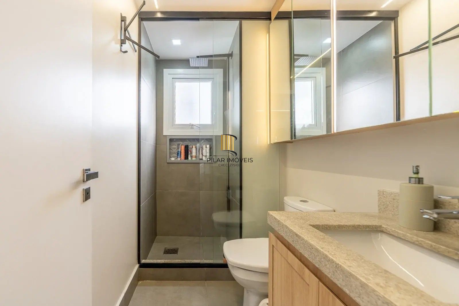 Grand Park Lindóia 81m² 3 dormitórios suíte e lavado com vaga dupla decorado