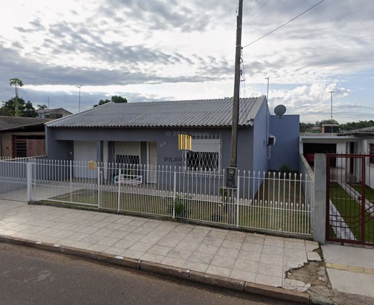 casa com 03 quartos um sendo suite com 04 vagas de garagem - Pilar Imóveis