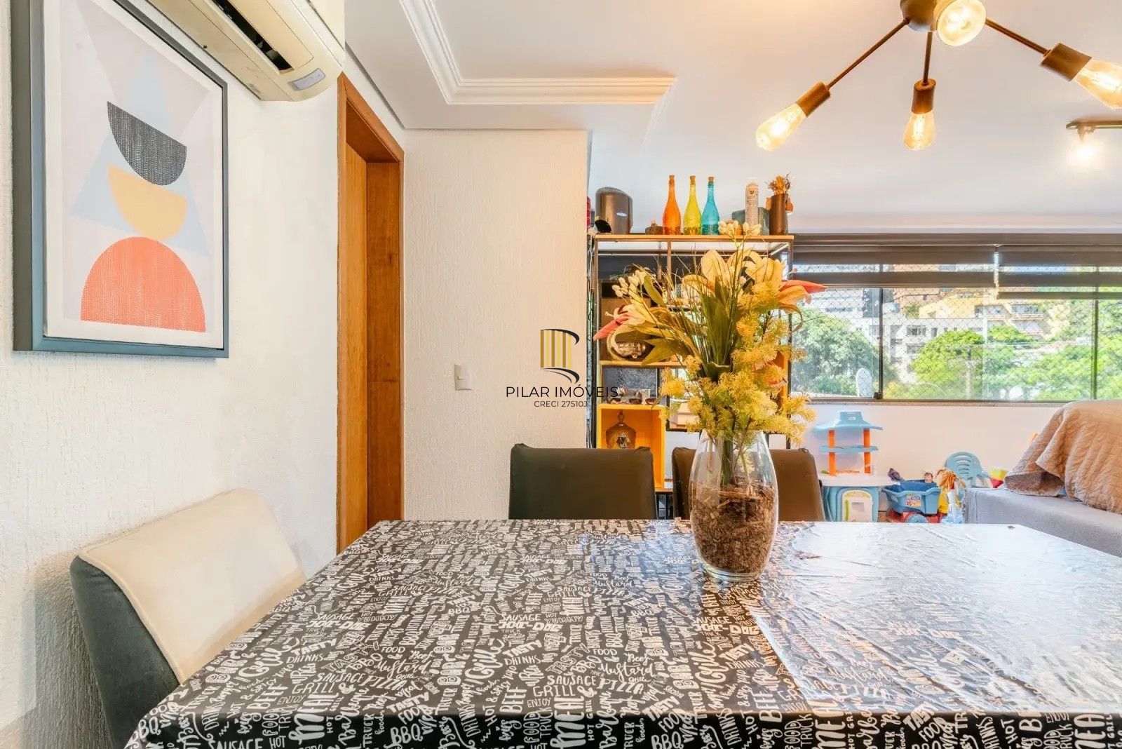 Apartamento 3 dormitórios, 2 vagas 109m² próximo ao Pastor Domhs e Sogipa