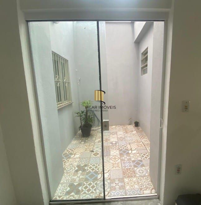 Casa Residencial ou Comercial Próxima ao Iguatemi – 379m² | 5 Vagas | Energia Solar