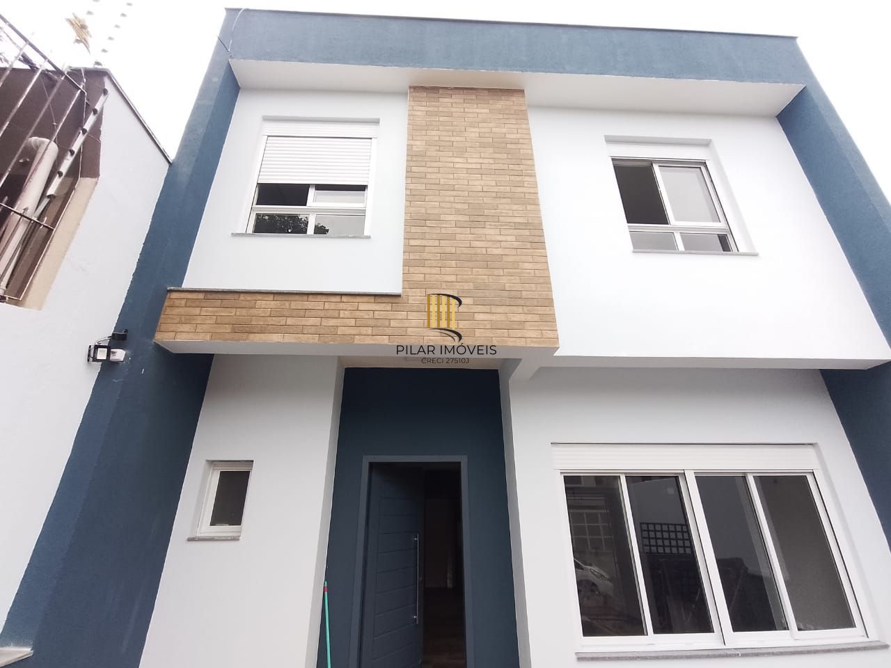 Belíssima casa de 4 dormitórios com 01 suíte  com 2 vagas na  Chácara das Pedras - Pilar Imóveis