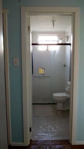 Apartamento com 03 dormitórios, 01 suíte, garagem de estacionamento por convenção