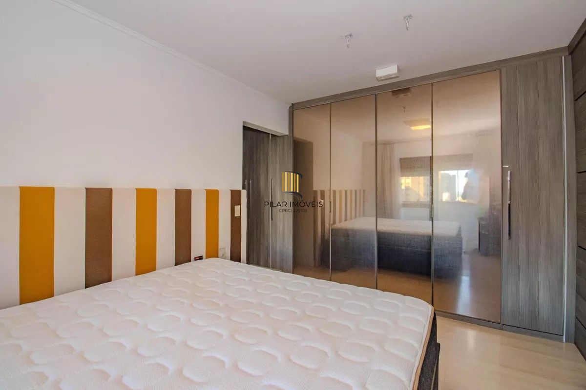 Apartamento com 03 dormitórios com suite, 04 vagas de garagem