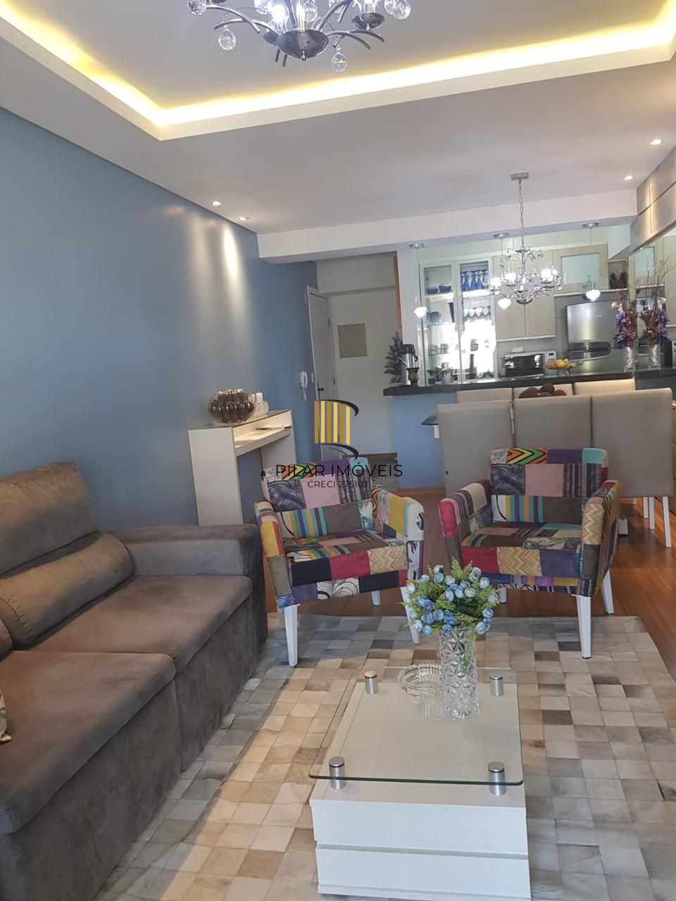 Apartamento 02 dormitórios com 01 suíte e 02 vagas de estacionamento - Pilar Imóveis