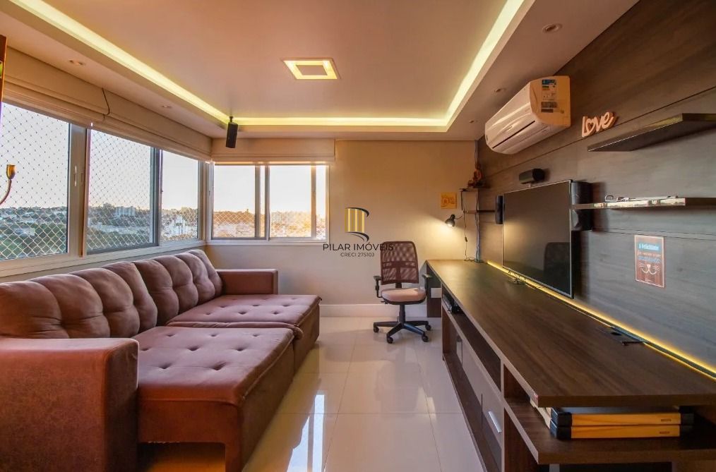 Cobertura de 01 dormitório com 02 vagas de garagens escrituradas