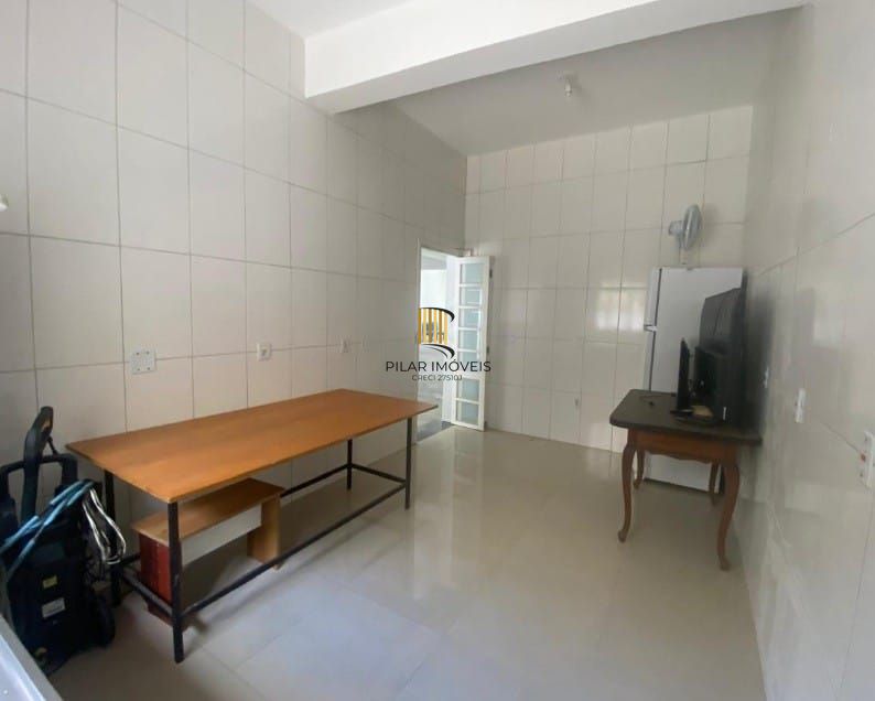 Casa Residencial ou Comercial Próxima ao Iguatemi – 379m² | 5 Vagas | Energia Solar