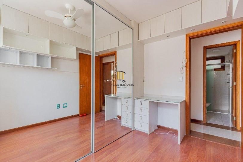 Apartamento com 03 dormitórios , 01 suíte e 02 vagas de garagem