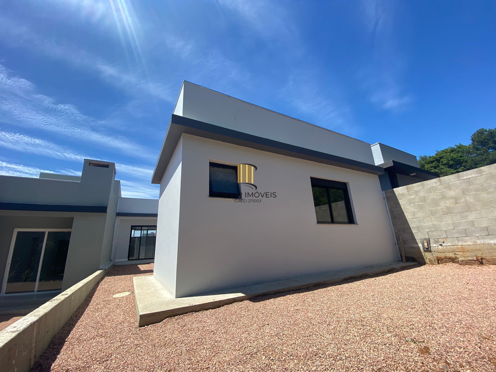 Casa térrea 3 dormitórios 1 suíte com 2 vagas à venda no VIVARE